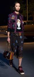 https://d1.static.media.condenast.ru/vogue/collection/9f722b320030dece68901a390eb3aed8.jpg/36982fb9/o/t768x1152